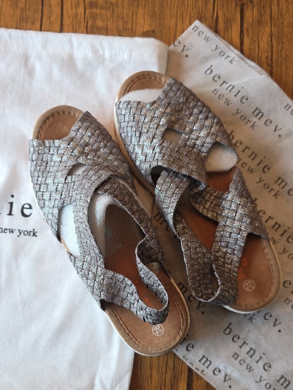 bernie mev. Metallic Kaia Slingback Sandals - Smoke Shimmer - Picture 5 of 6